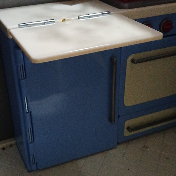 Our Generation "R.V. Seeing You" Camper - Picture 11 of 14